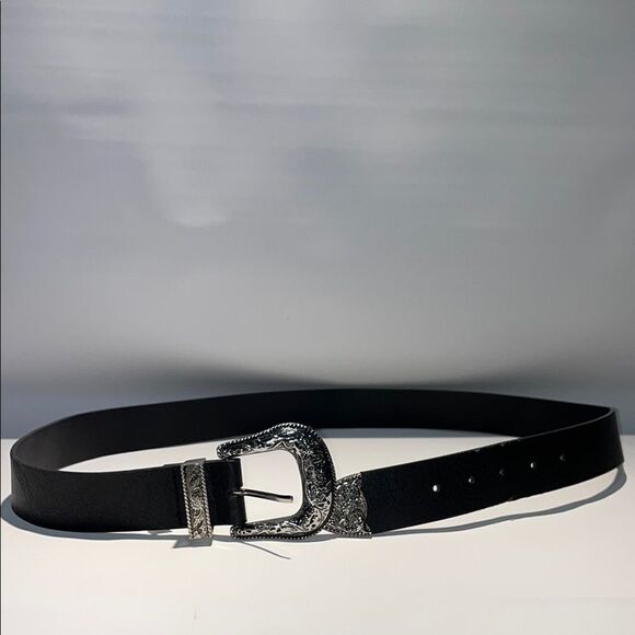 Men's Black faux Leather Belt with Silver colored metal Buckle - Picture 1 of 6